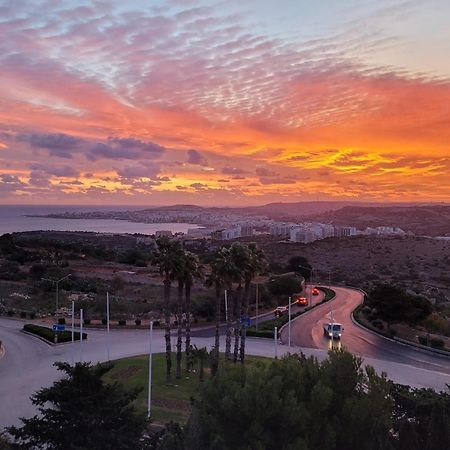 Mellieha Apartment With A View エクステリア 写真